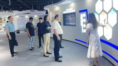 潍坊市奎文区委副书记、区长刘建安一行莅临K8·凯发科技考察调研